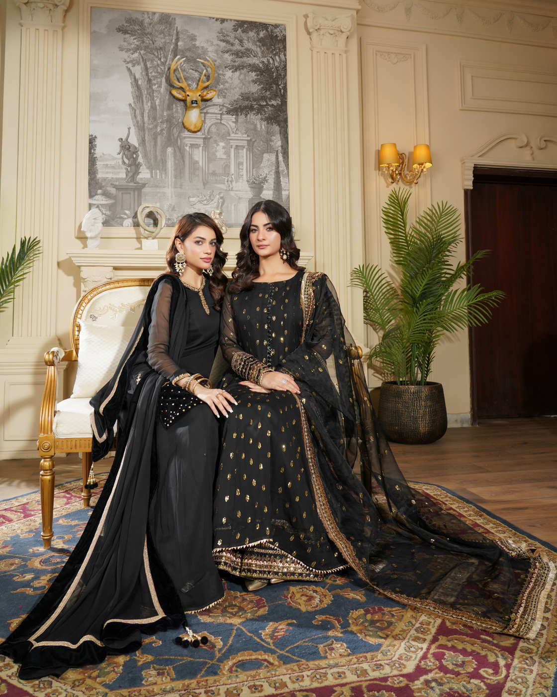 Regal Black with Golden Grace - Eemans Collection