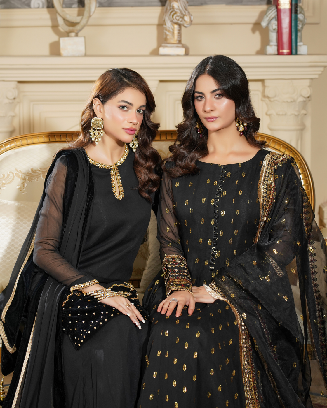 Regal Black with Golden Grace - Eemans Collection