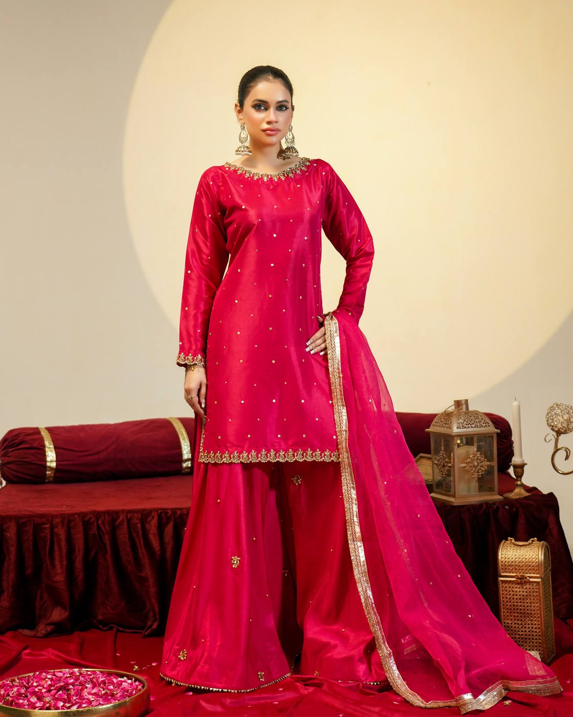 Festive Glow in Ruby - Eemans Collection