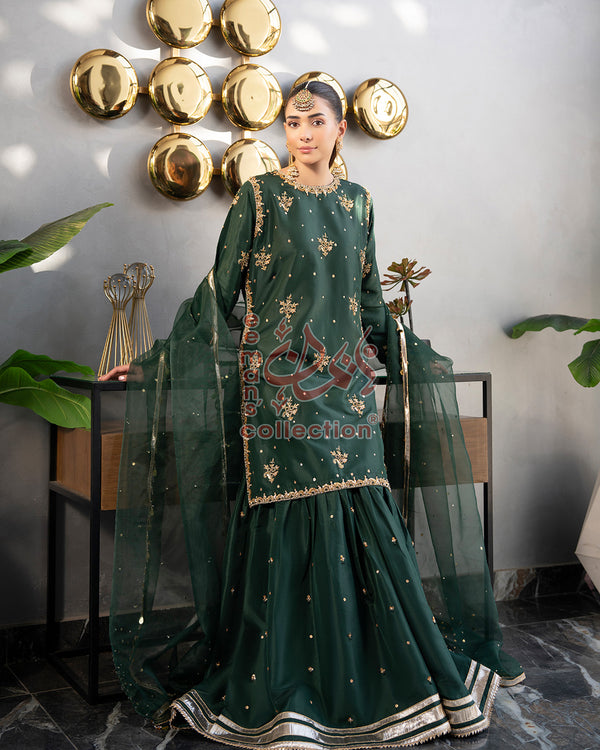 Emerald Green Pakistani Luxury Suit | Gold Embroidered Wear