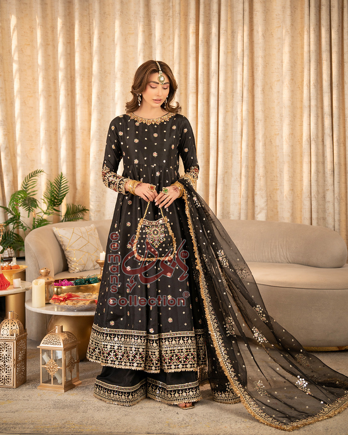 Black Heritage Embroidered Luxury Suit | Gold Work Dupatta